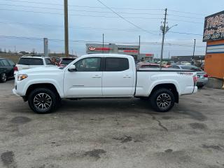 2022 Toyota Tacoma TRD SPORT 4X4*NO ACCIDENTS*ONLY 32KMS*CERTIFIED - Photo #2