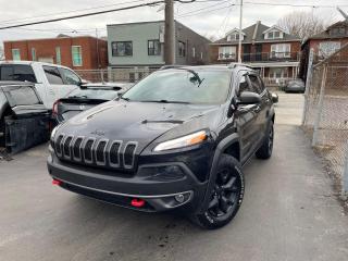 2016 Jeep Cherokee Trailhawk *4WD, NAV, BACKUP CAM, HEATED SEATS* - Photo #1