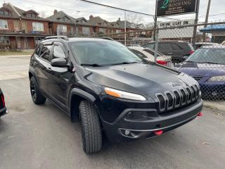 2016 Jeep Cherokee Trailhawk *4WD, NAV, BACKUP CAM, HEATED SEATS* - Photo #3