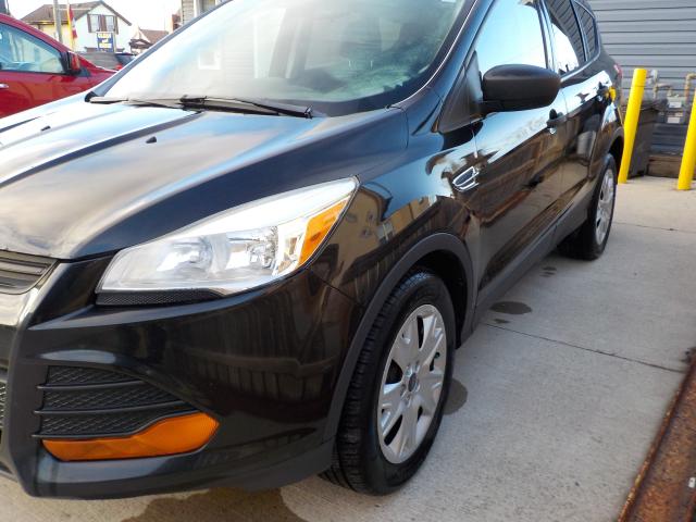 2014 Ford Escape FWD 4DR S