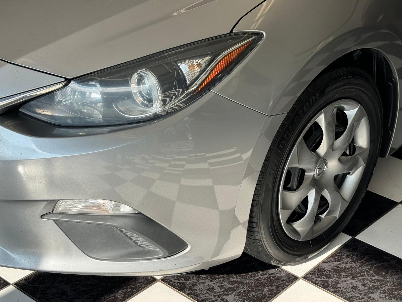 2016 Mazda MAZDA3 GX Hatch+Camera+Bluetooth+Clean Carfax Photo31