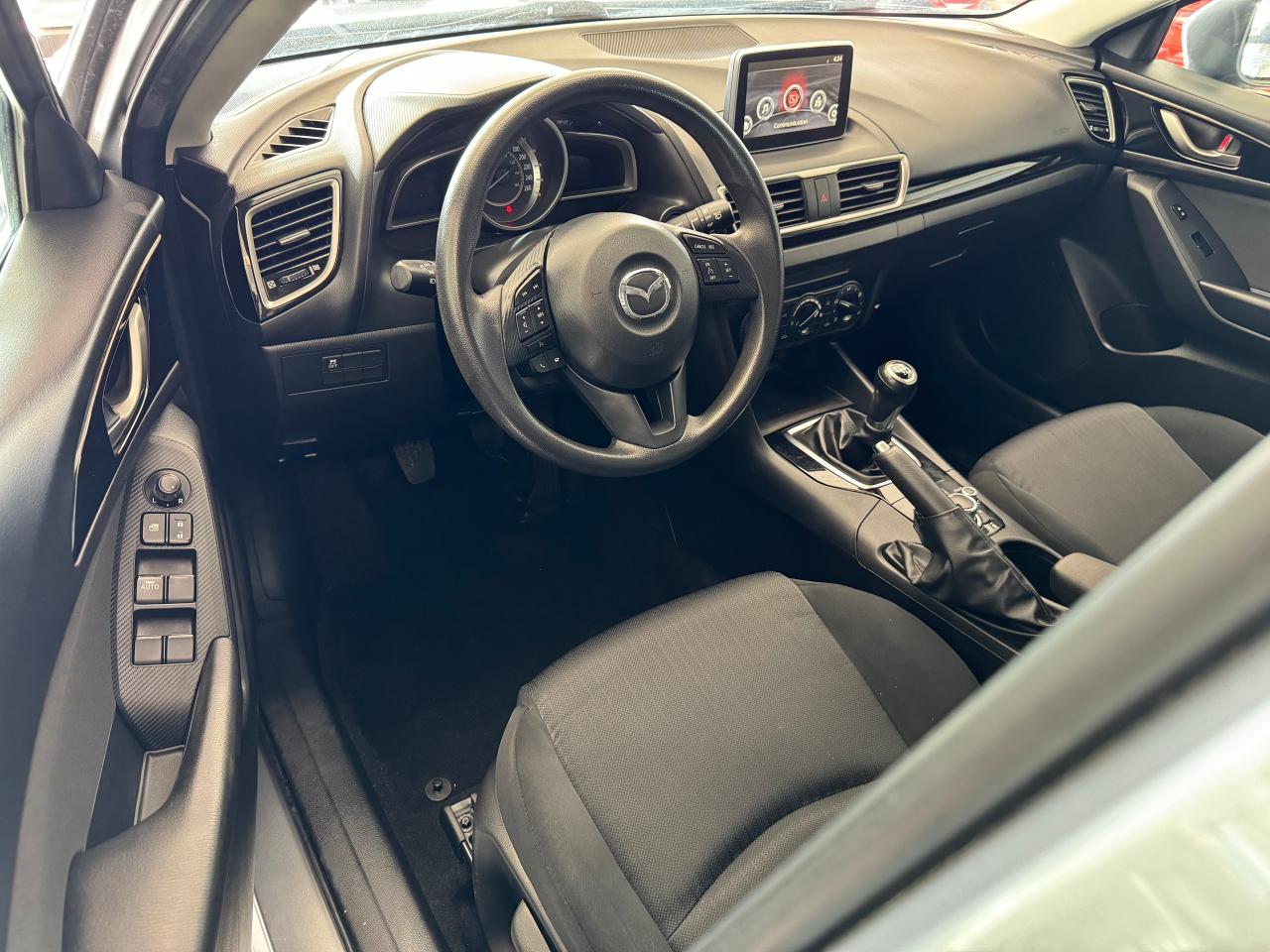 2016 Mazda MAZDA3 GX Hatch+Camera+Bluetooth+Clean Carfax - Photo #12