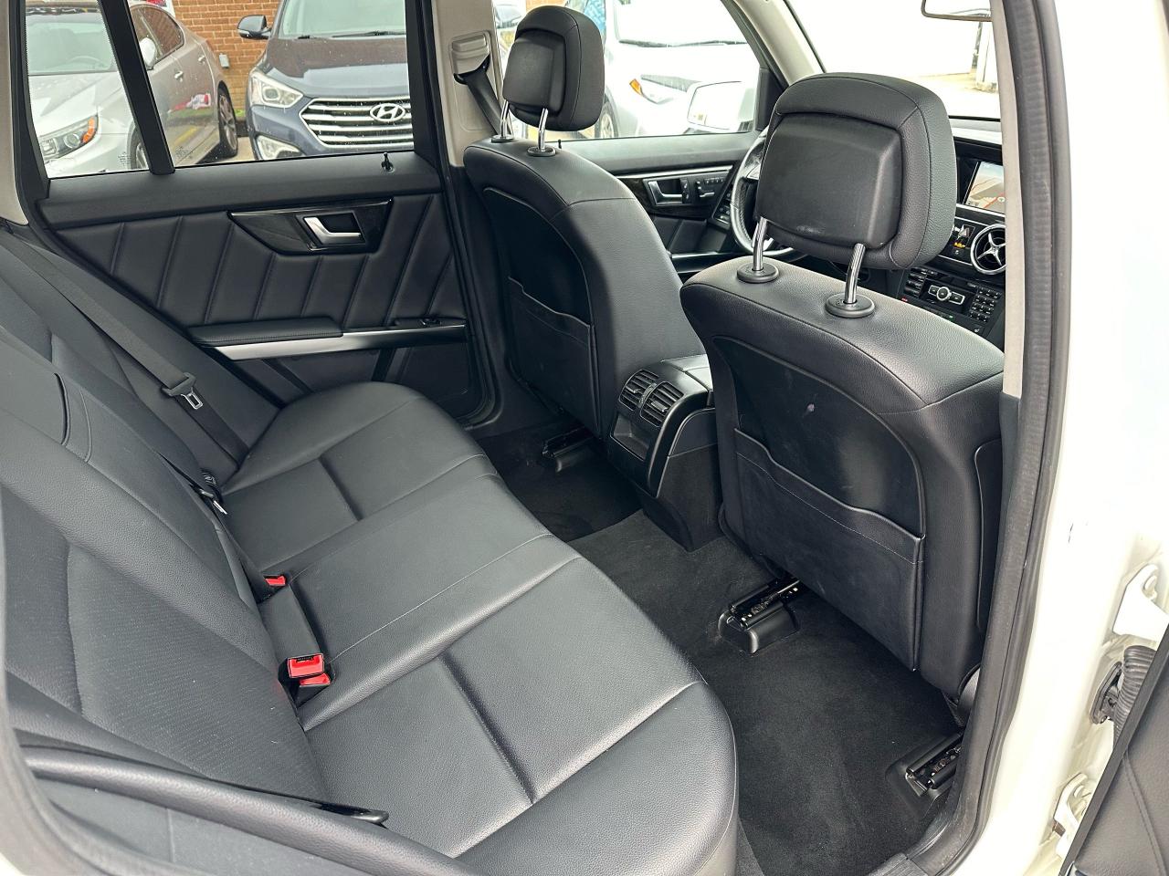 2013 Mercedes-Benz GLK350  - Photo #13