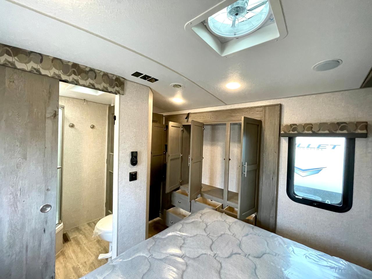 2024 Arctic Fox North Fork 32A 