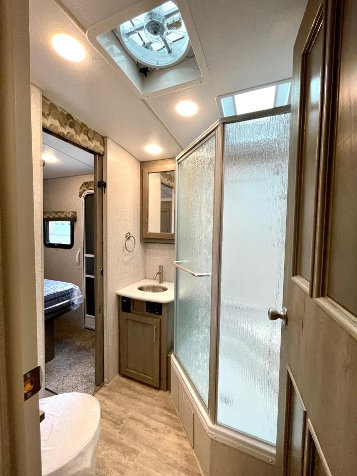 2024 Arctic Fox North Fork 32A 
