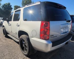 2011 GMC Yukon SLE - Photo #3