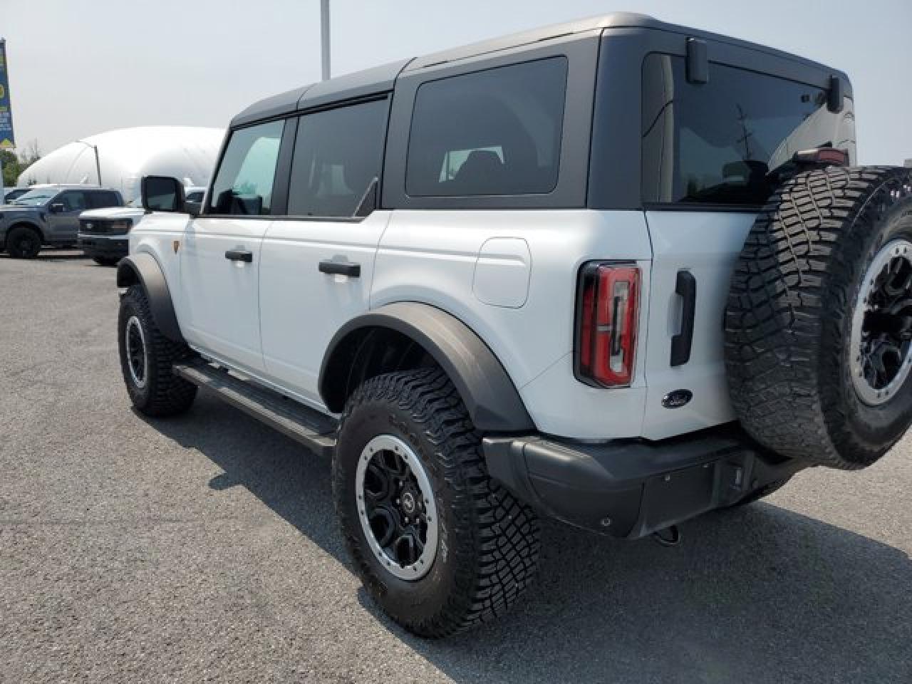 2024 Ford Bronco Badlands Photo2