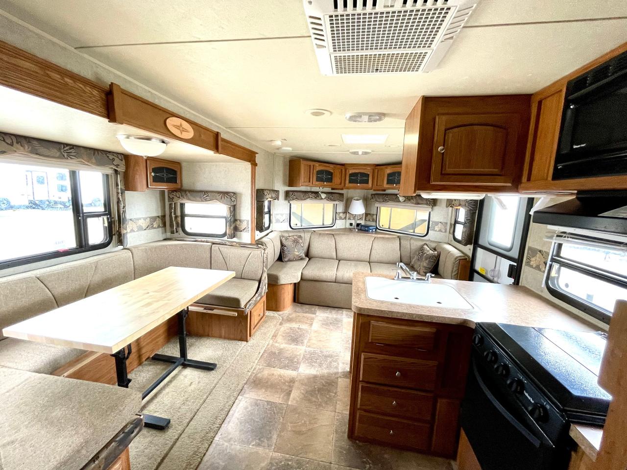 2013 Wind Jammer 2809W 