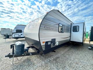 Used 2015 CHEROKEE 304BH  for sale in Camrose, AB