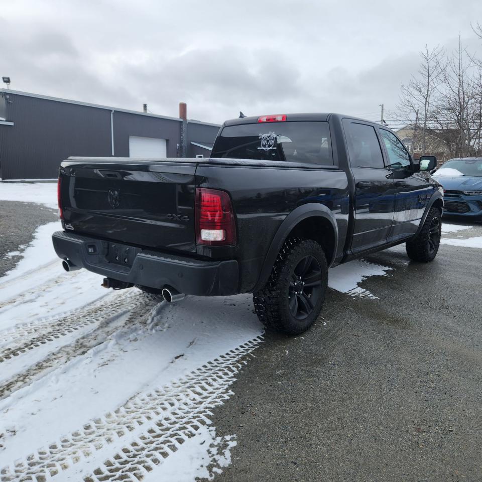 2021 RAM 1500 Classic WARLOCK 4X4 CREW CAB 5'7" BOX Photo5