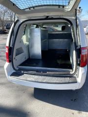 2010 Dodge Grand Caravan C/V   LADDER RACK   ONLY 176,000 KMS - Photo #9