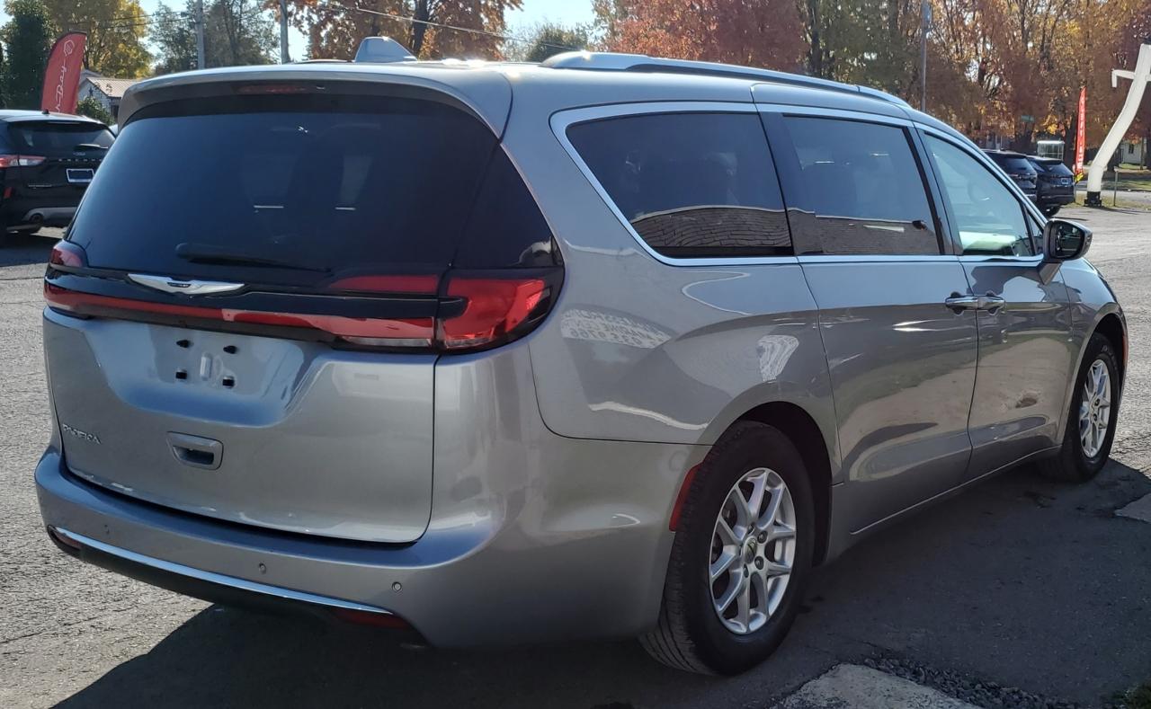 2021 Chrysler Pacifica Touring L - Photo #5