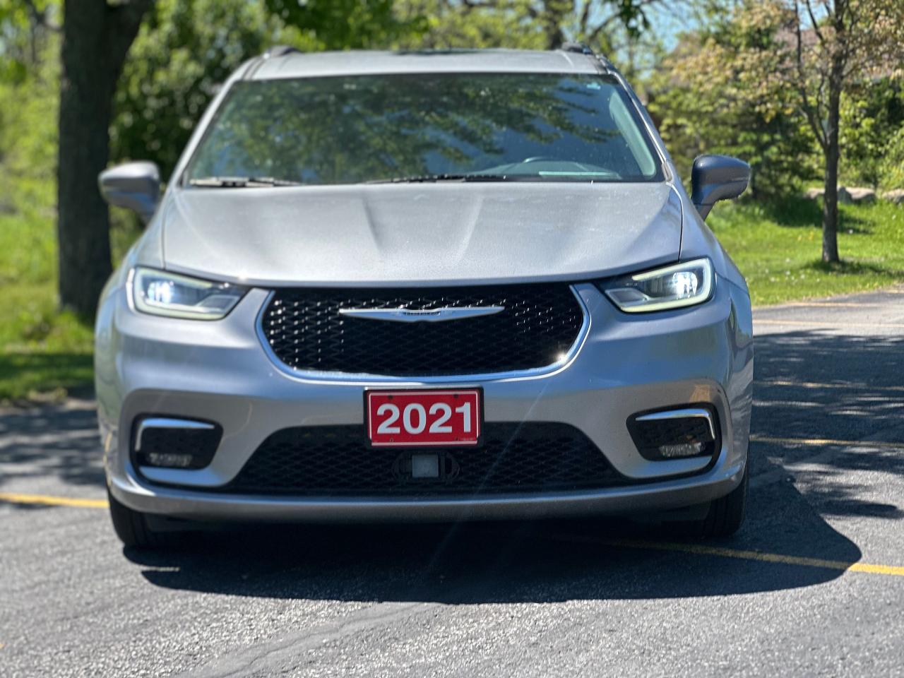 2021 Chrysler Pacifica Touring L - Photo #3