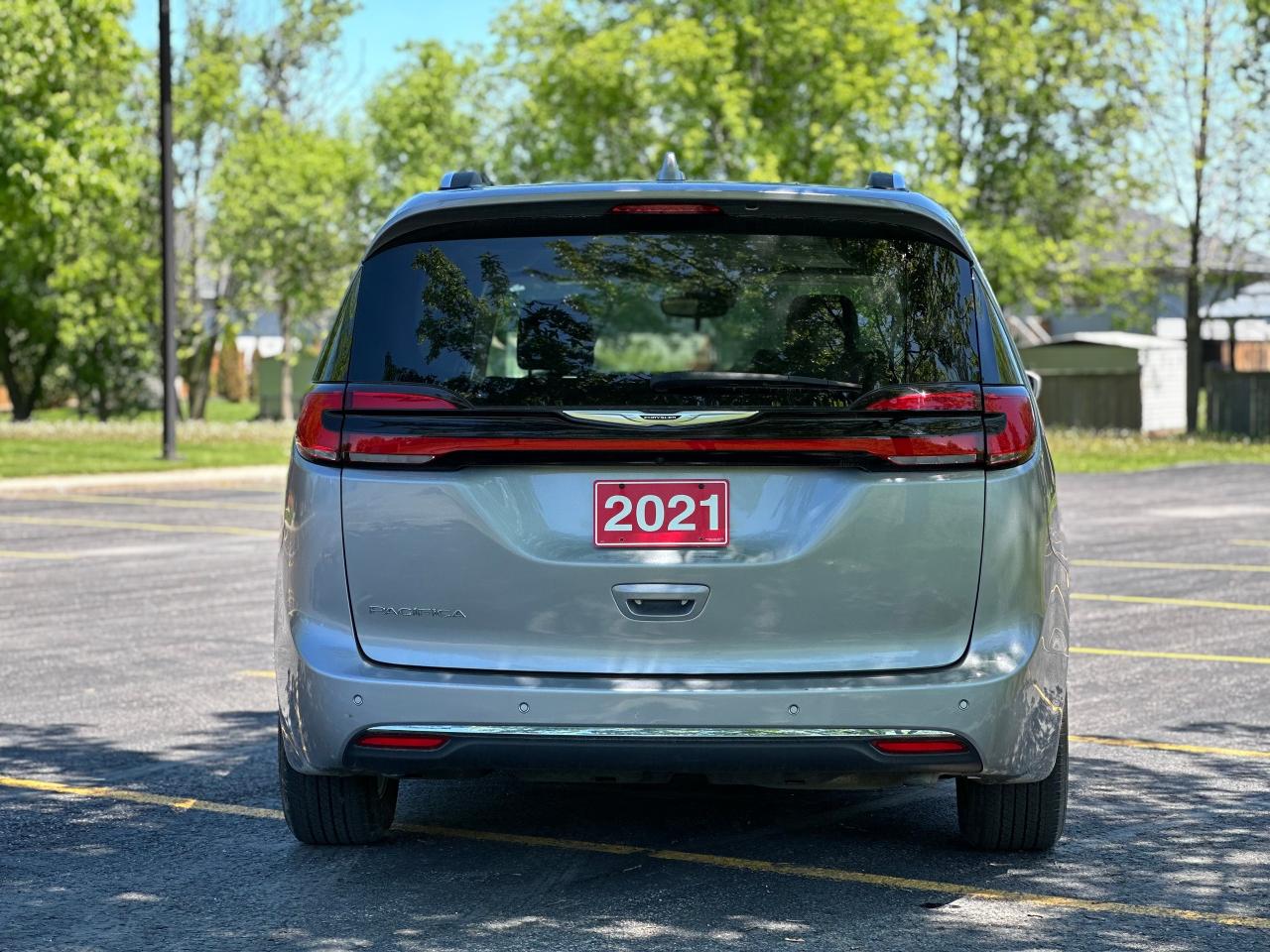 2021 Chrysler Pacifica Touring L - Photo #6