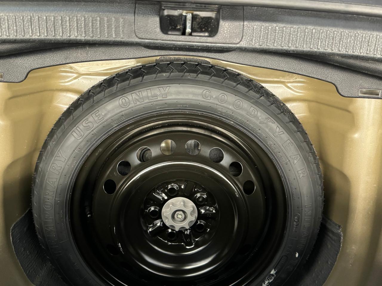 2019 Toyota Camry SE+Leather+ApplePlay+Adaptive Cruise+CLEANC CARFAX - Photo #57