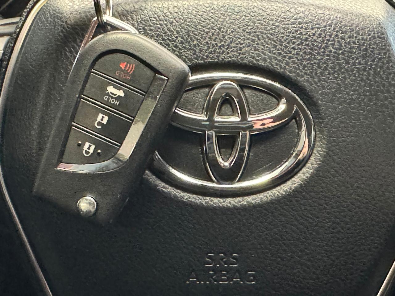 2019 Toyota Camry SE+Leather+ApplePlay+Adaptive Cruise+CLEANC CARFAX - Photo #15