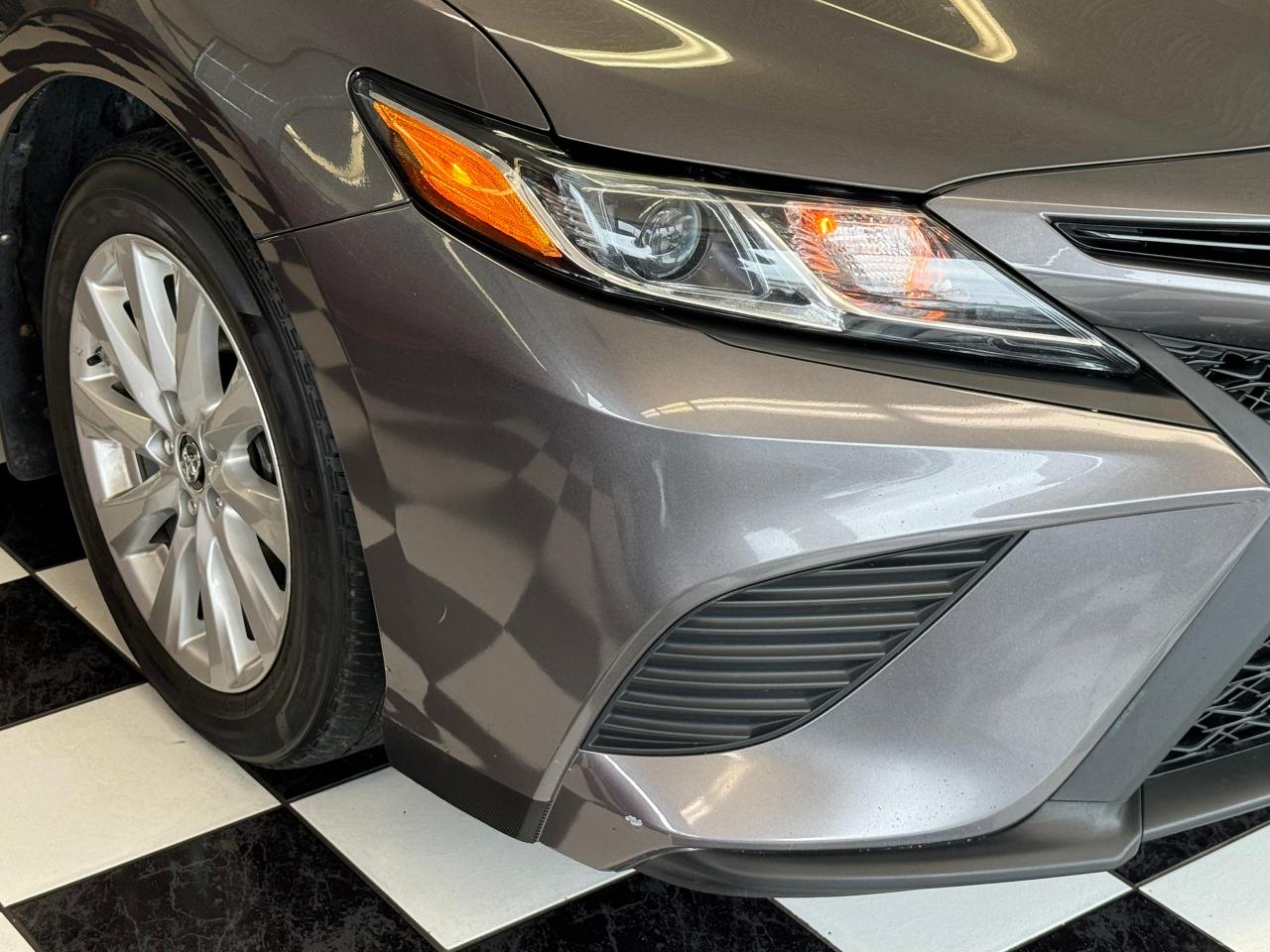 2019 Toyota Camry SE+Leather+ApplePlay+Adaptive Cruise+CLEANC CARFAX - Photo #34