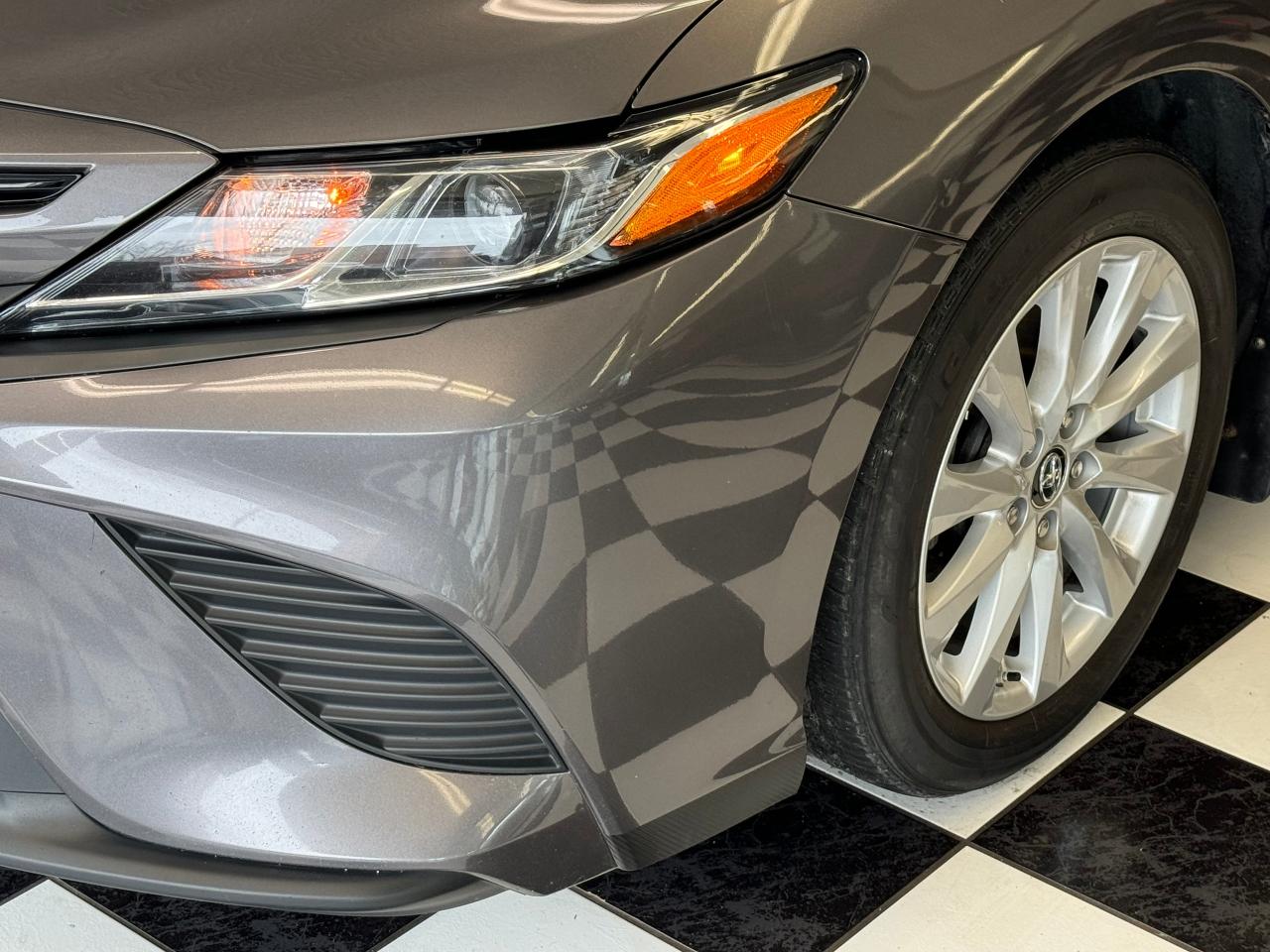 2019 Toyota Camry SE+Leather+ApplePlay+Adaptive Cruise+CLEANC CARFAX - Photo #35