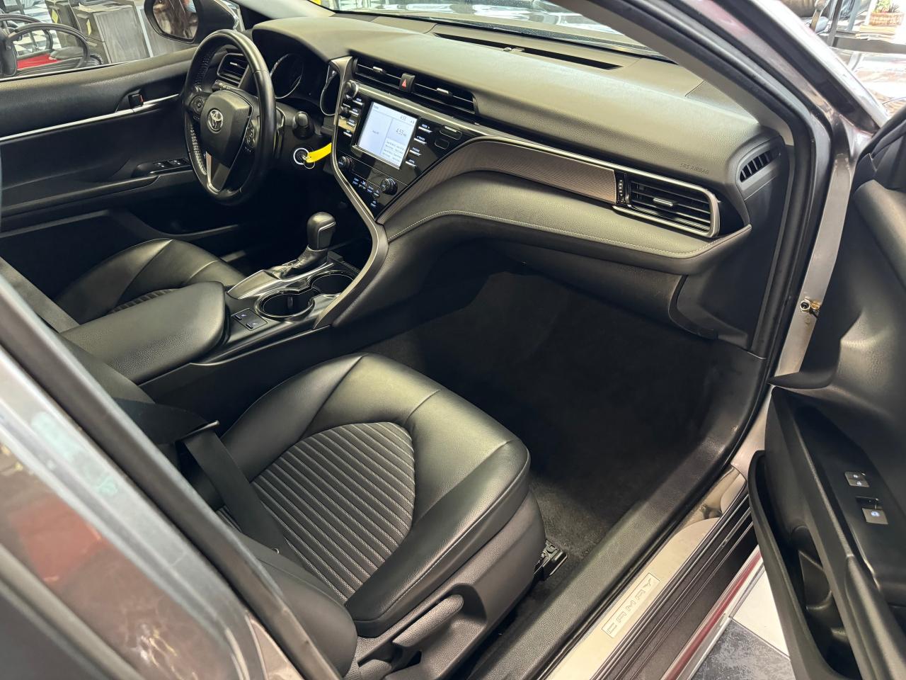 2019 Toyota Camry SE+Leather+ApplePlay+Adaptive Cruise+CLEANC CARFAX - Photo #20