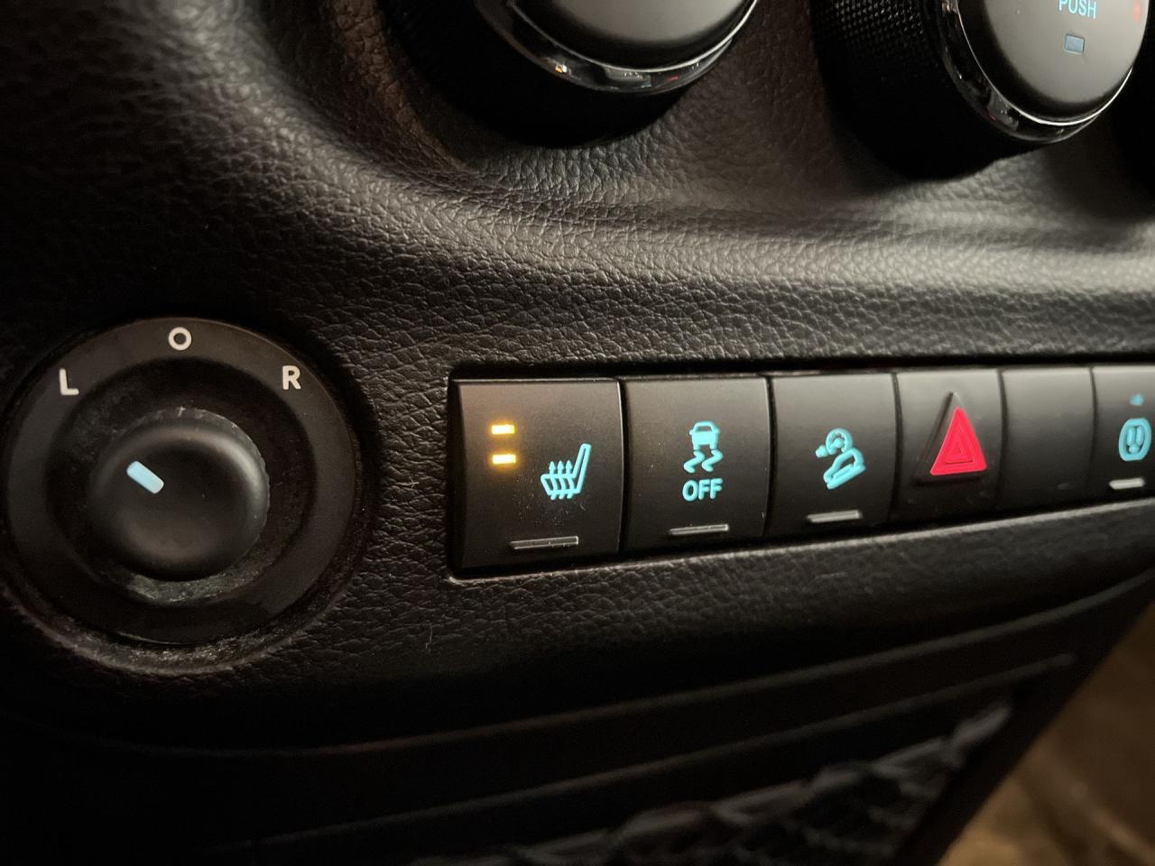 2014 Jeep Wrangler Unlimited SAHARA 4x4| HARD TOP | HTD SEATS |ONLY 89,000 KMS! Photo