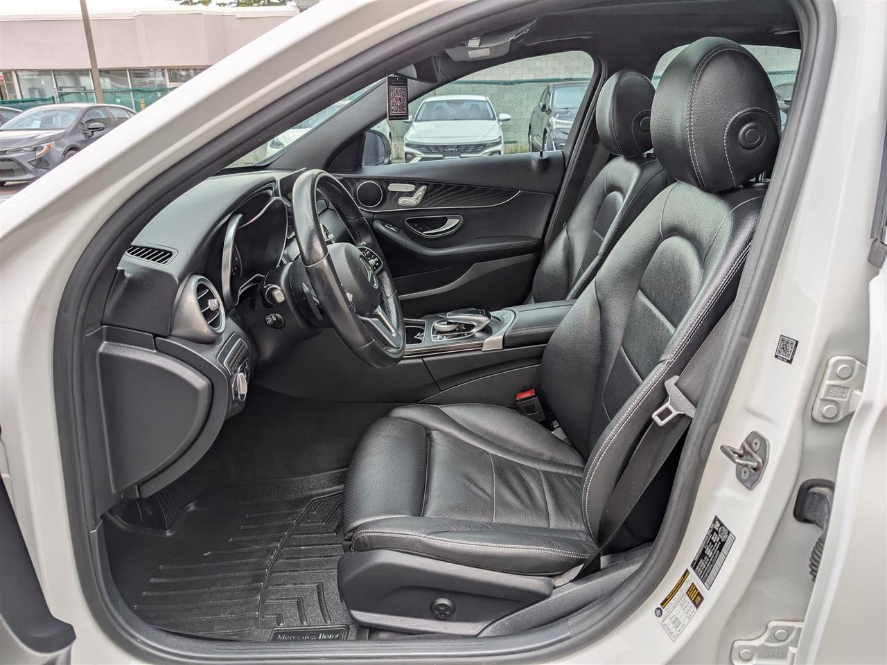 2020 Mercedes-Benz C 300 4MATIC - NAVI - PANO ROOF - REVERSE CAM Photo