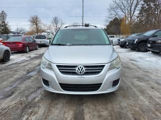 Used 2009 Volkswagen Routan SE for sale in Stittsville, ON