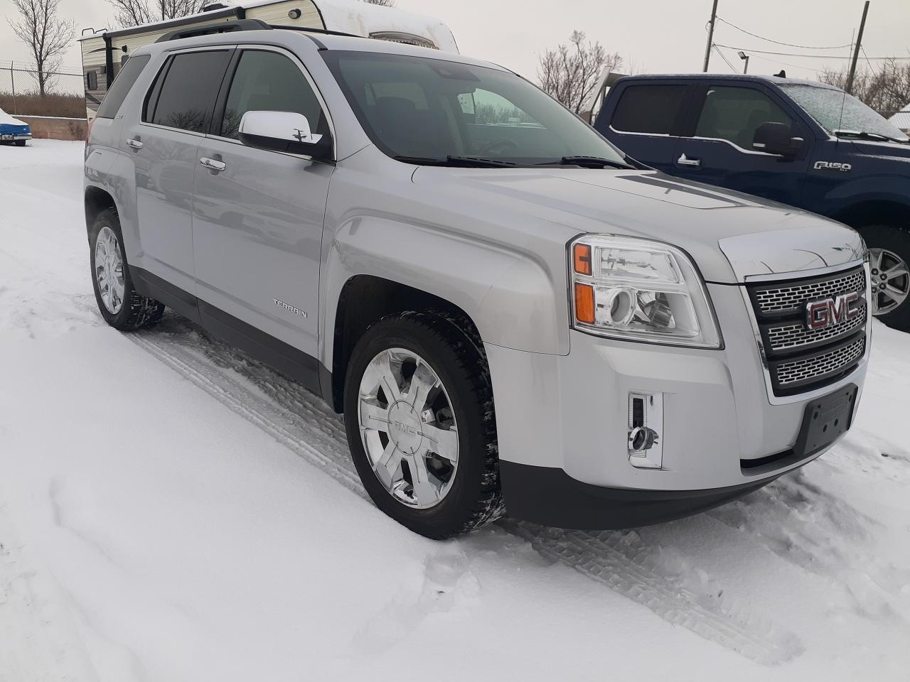 2015 GMC Terrain AWD, SLT, Leather, Nav, Htd Seats, BU Cam, Remote - Photo #1