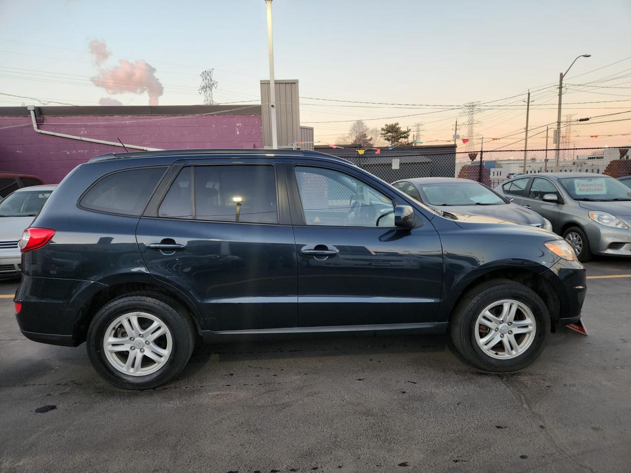 2010 Hyundai Santa Fe  - Photo #3