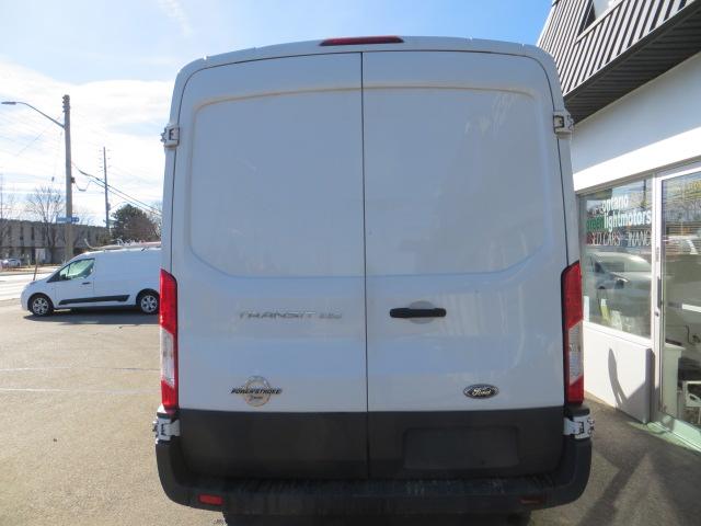 2015 Ford Transit CERTIFIED, DIESEL, T-250 MEDIUM ROOF - Photo #6