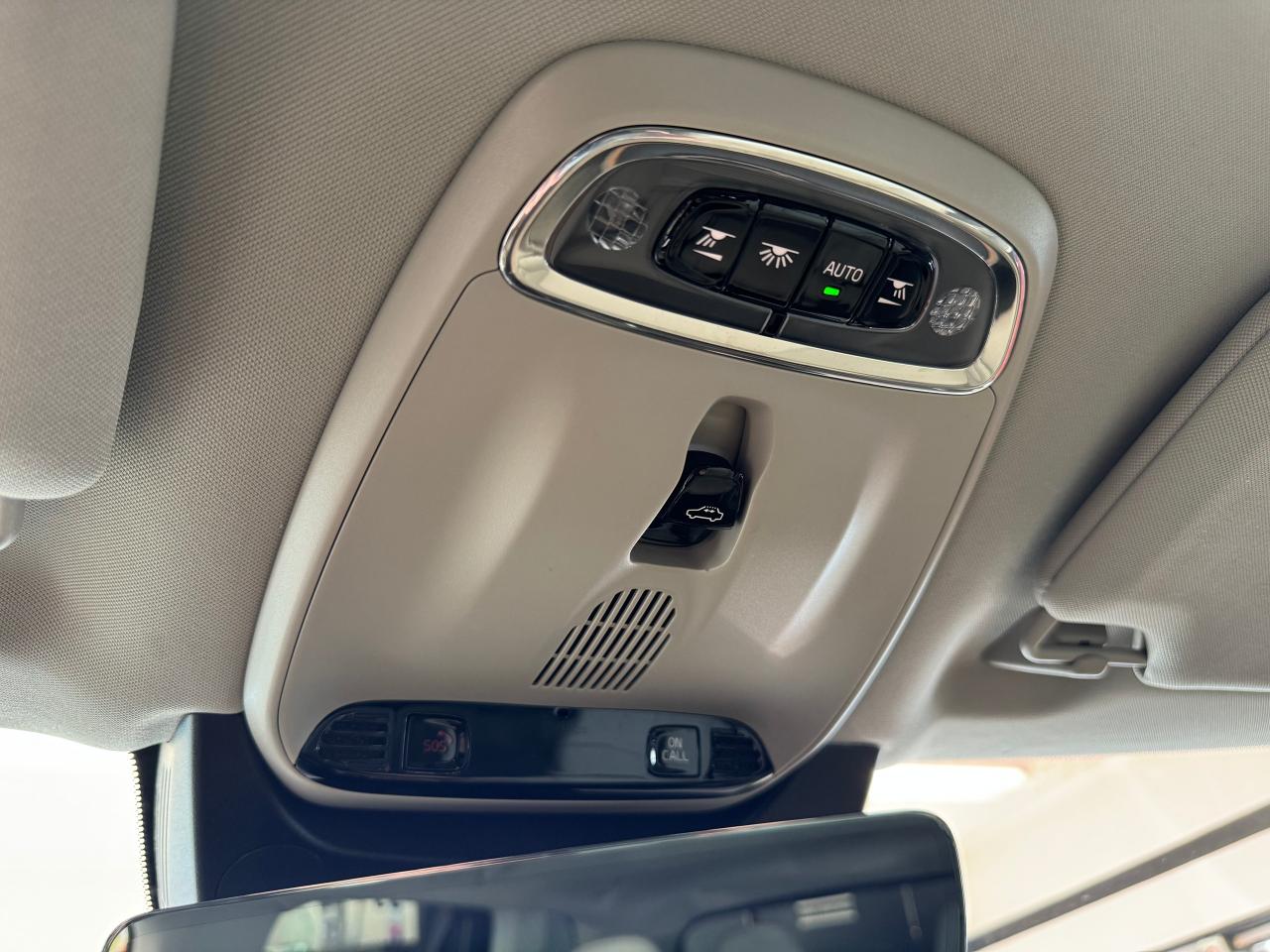 2019 Volvo XC90 Inscription T6 AWD 7 Passenger+CLEAN CARFAX - Photo #57