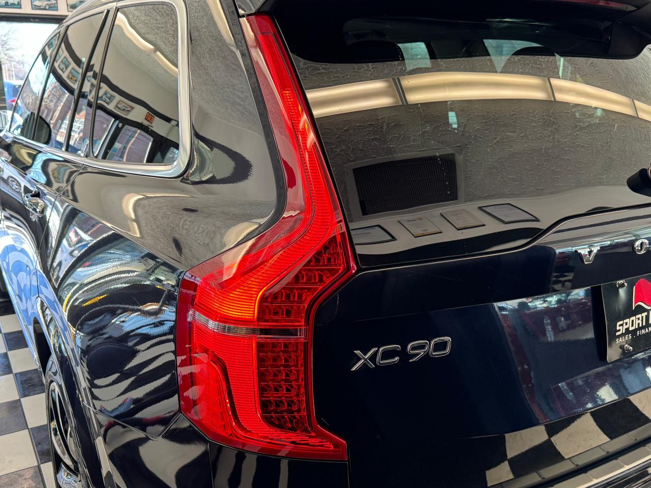 2019 Volvo XC90 Inscription T6 AWD 7 Passenger+CLEAN CARFAX - Photo #65