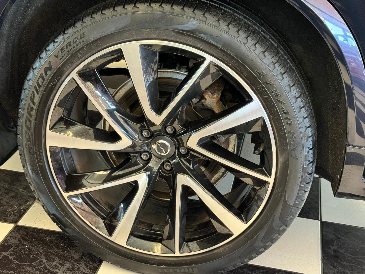 2019 Volvo XC90 Inscription T6 AWD 7 Passenger+CLEAN CARFAX Photo130