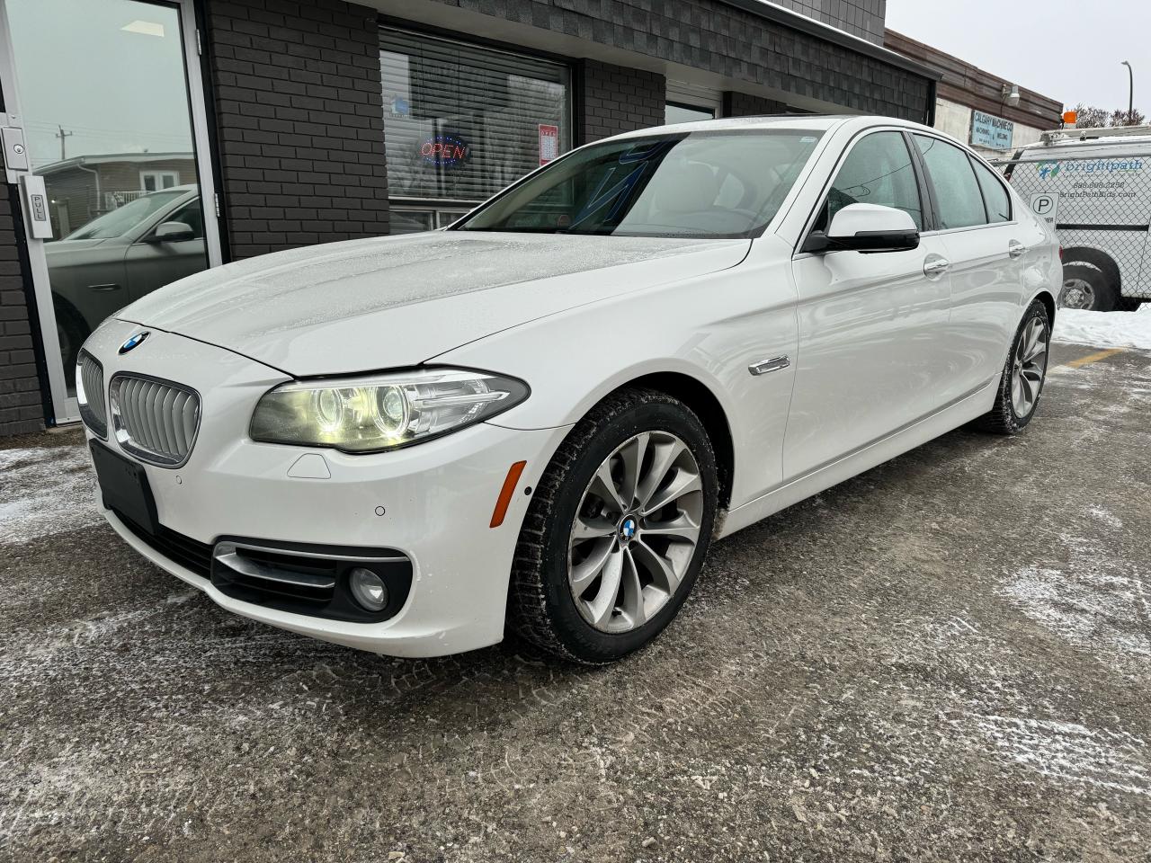 2014 BMW 5 Series 528i xDrive AWD New Tires - Photo #23