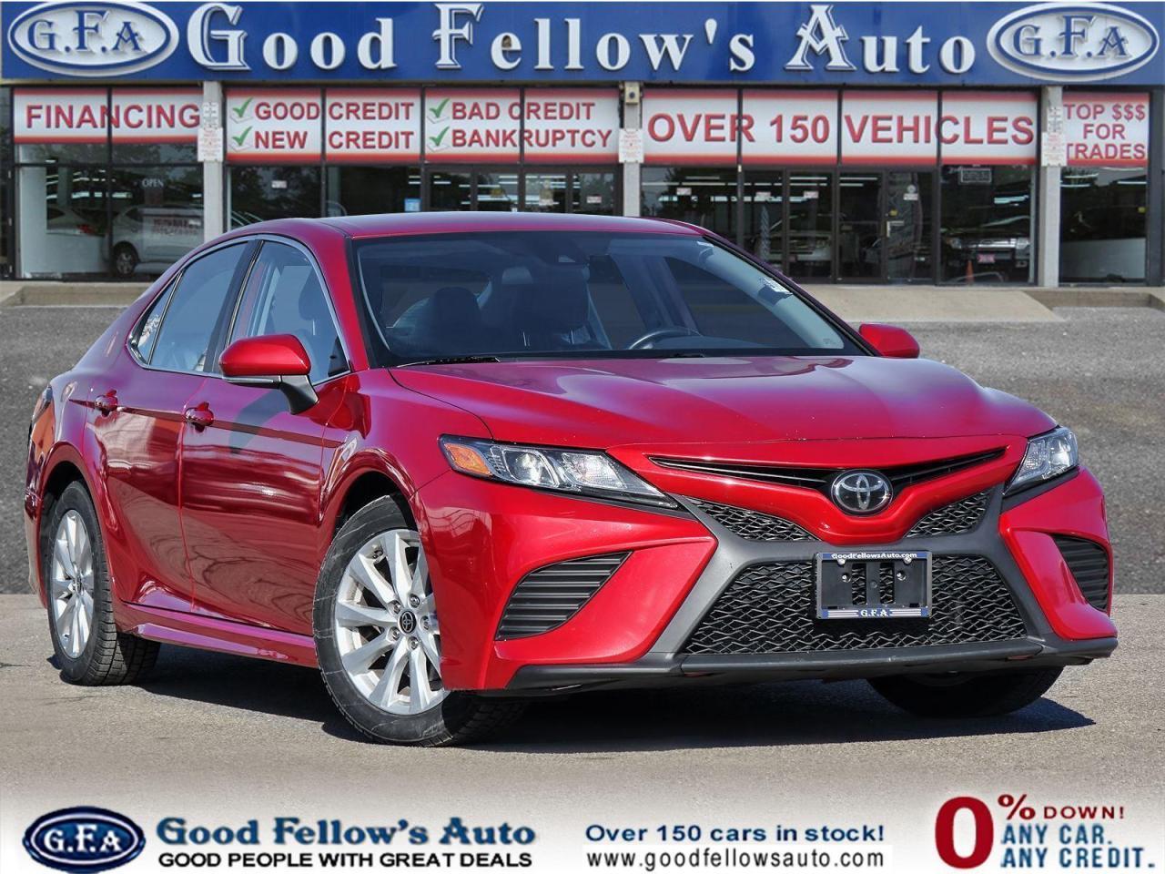 2020 Toyota Camry SE MODEL, LEATHER & CLOTH, REARVIEW CAMERA, HEATED - Photo #1