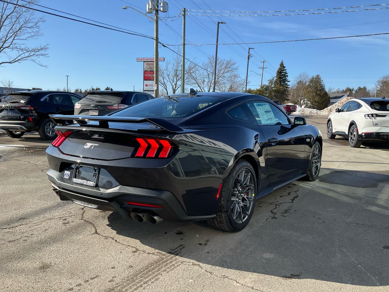 2024 Ford Mustang GT Premium Photo5