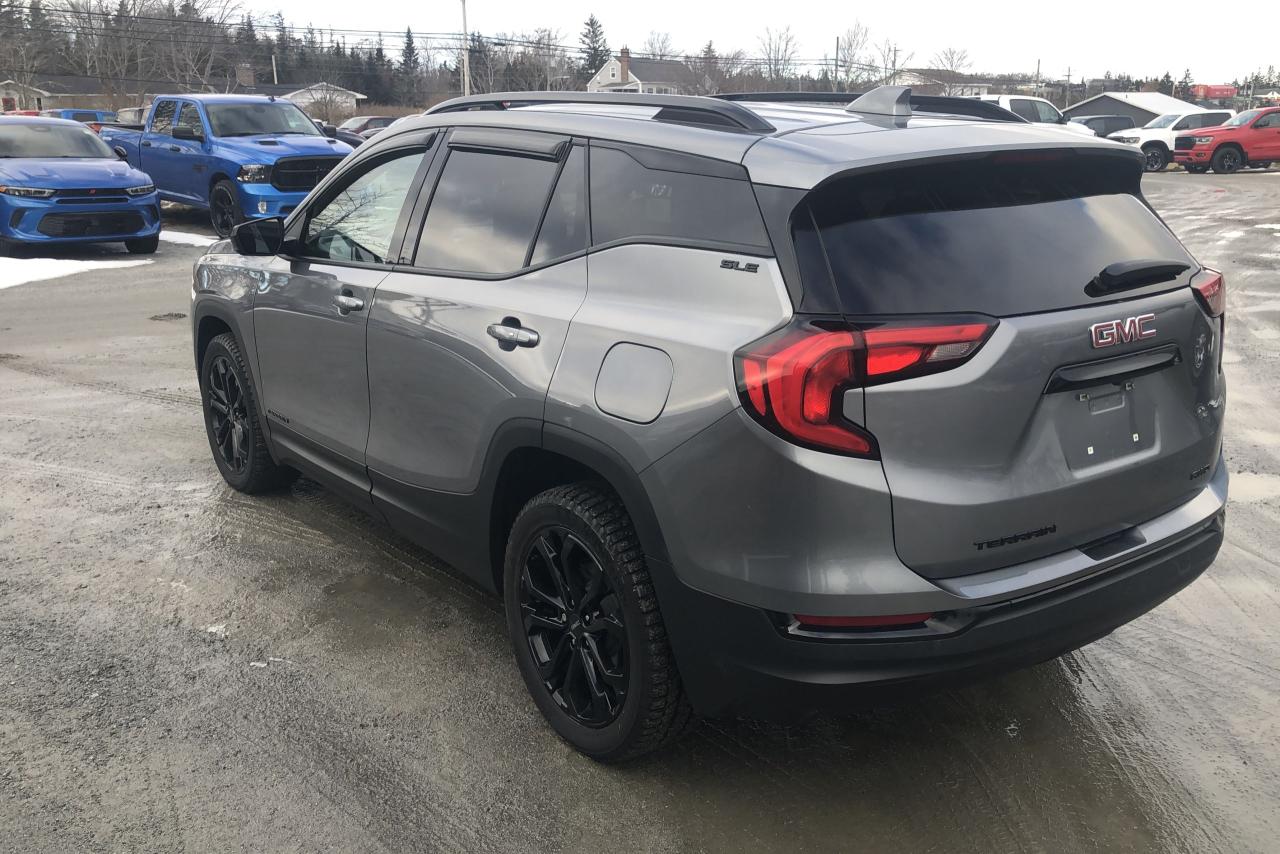 2021 GMC Terrain SLE Photo12