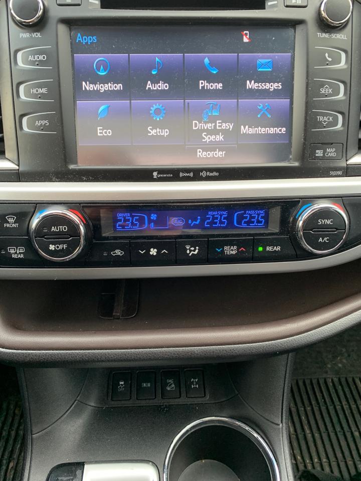 2019 Toyota Highlander XLE-1 LOCAL OWNER! NO INSUR. CLAIMS!! FULLY LOADED - Photo #8