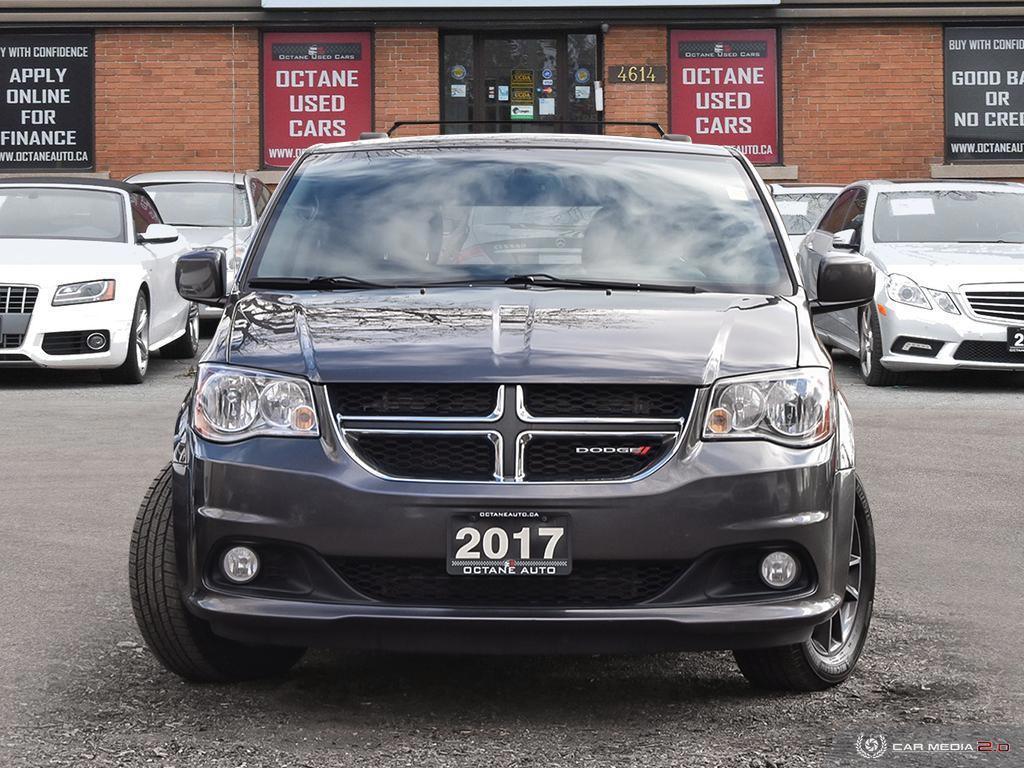 2017 Dodge Grand Caravan SXT Premium Plus - Photo #2