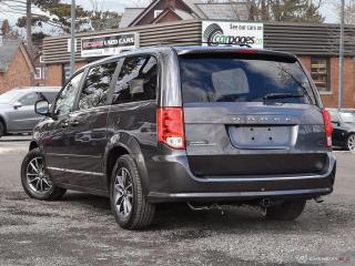 2017 Dodge Grand Caravan SXT Premium Plus - Photo #4