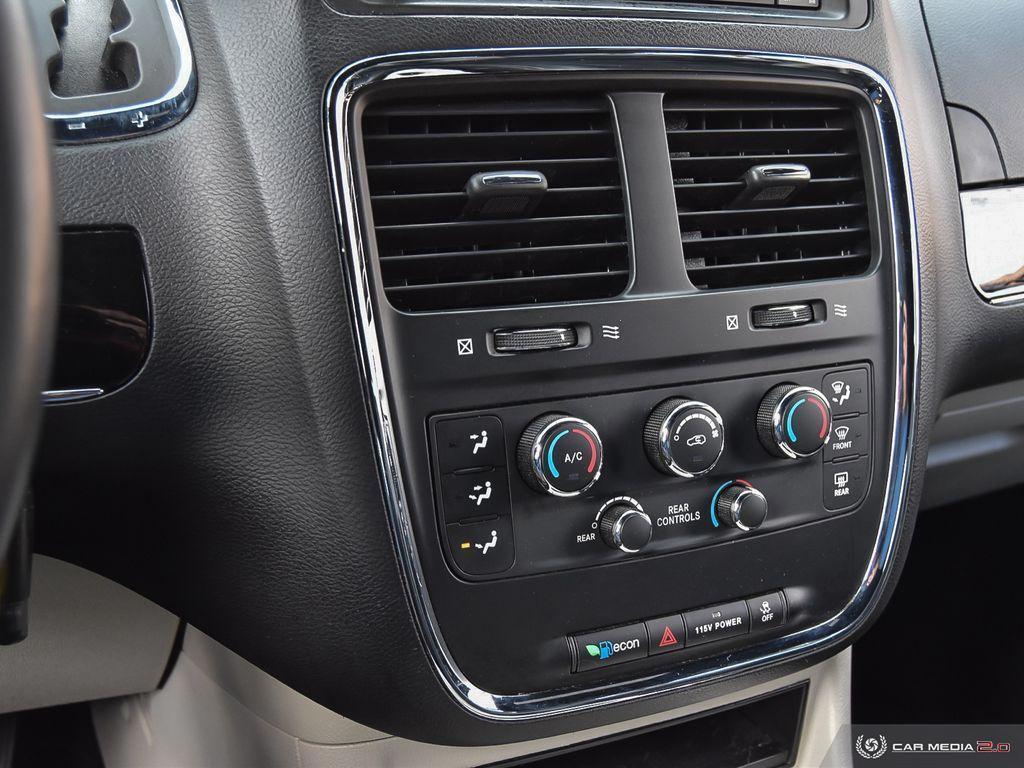 2017 Dodge Grand Caravan SXT Premium Plus - Photo #20