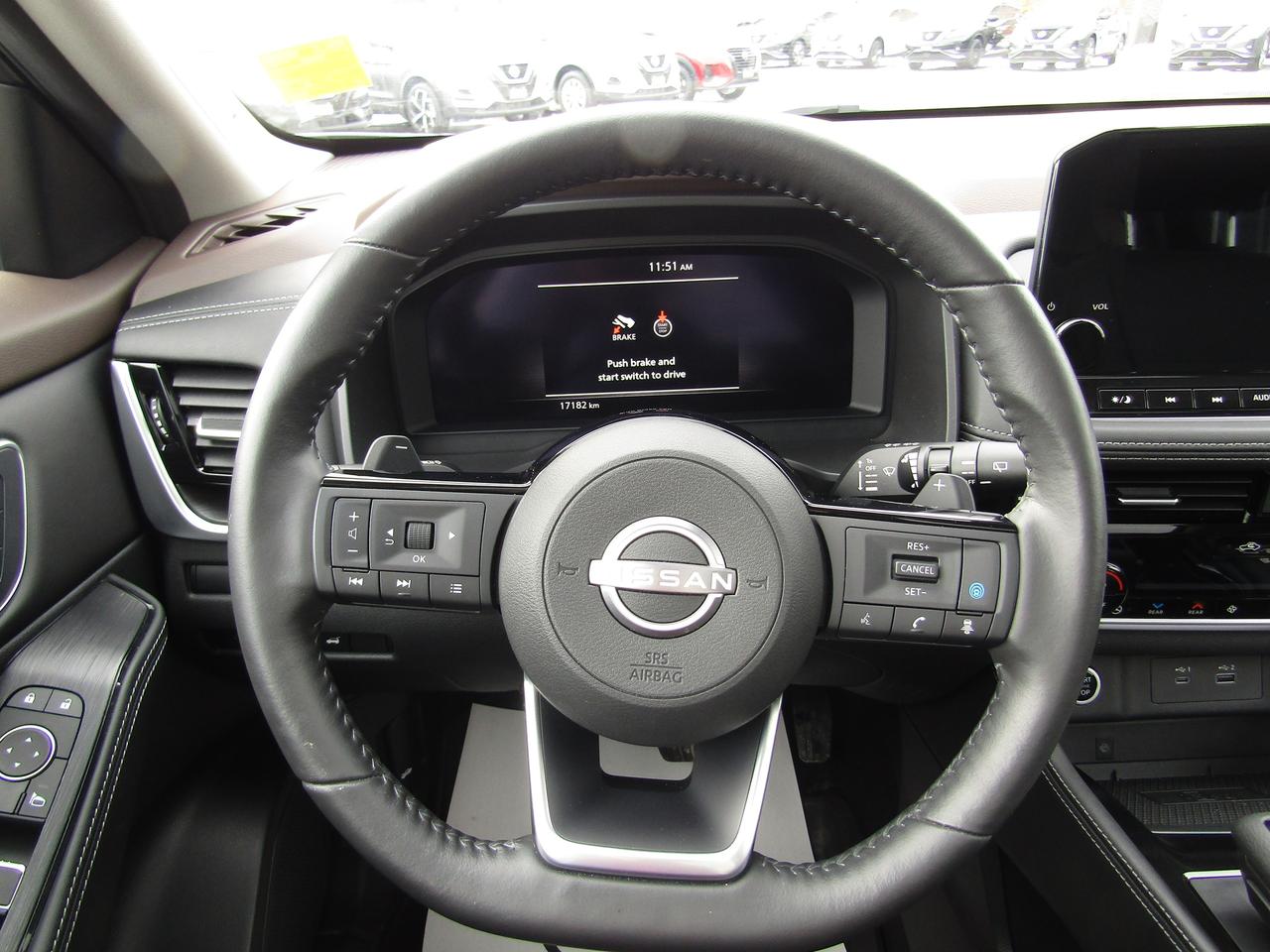 2022 Nissan Rogue Platinum Photo