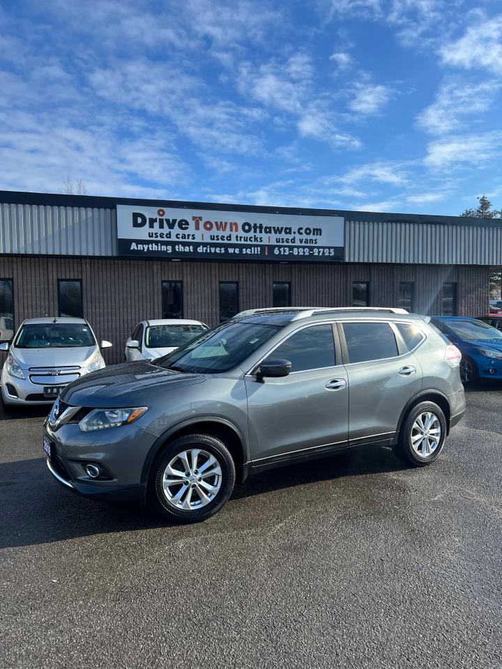 2016 Nissan Rogue AWD 4dr SV - Photo #1