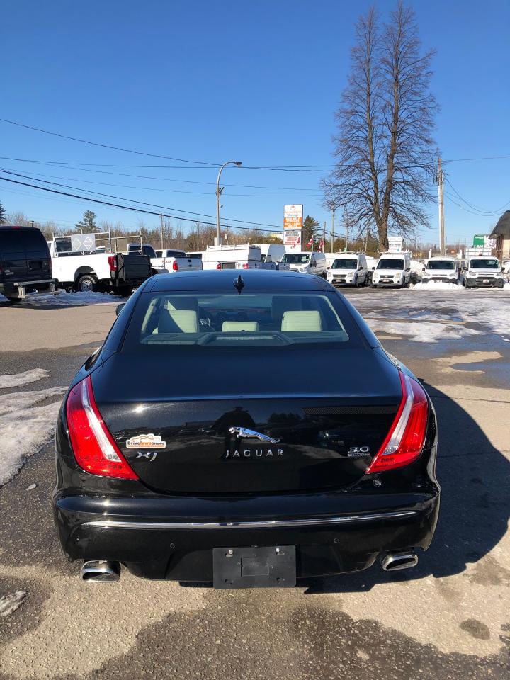 2013 Jaguar XJ 4DR SDN AWD - Photo #2