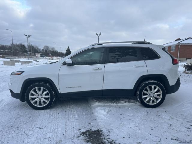 2017 Jeep Cherokee Limited FWD Photo6