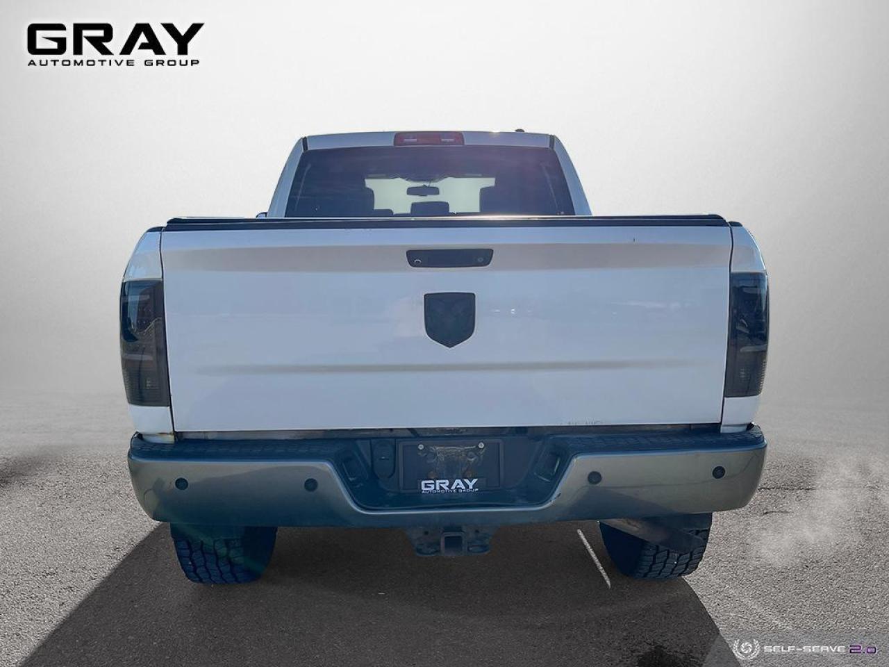 2011 RAM 2500 4WD Crew Cab 149" Outdoorsman Photo3