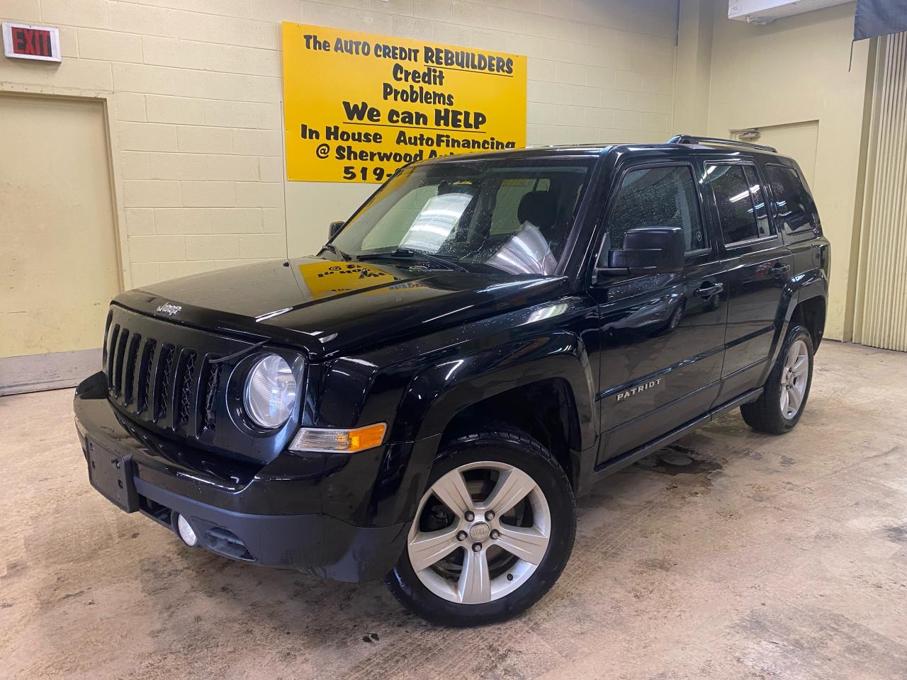 2014 Jeep Patriot SPORT - Photo #2