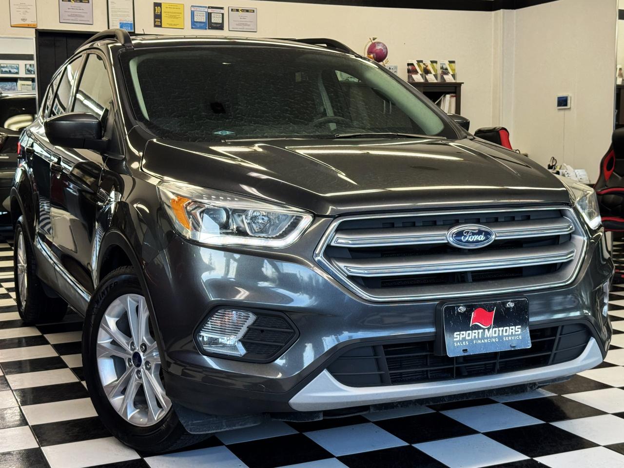 2017 Ford Escape SE SPORT+Power Gate+GPS+ApplePlay+CLEAN CARFAX Photo75