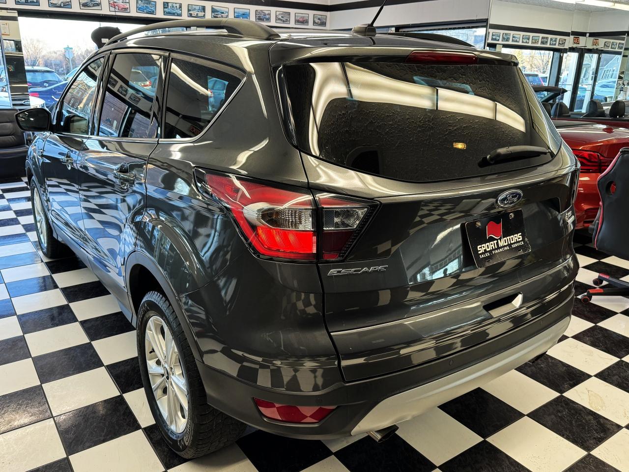 2017 Ford Escape SE SPORT+Power Gate+GPS+ApplePlay+CLEAN CARFAX - Photo #2