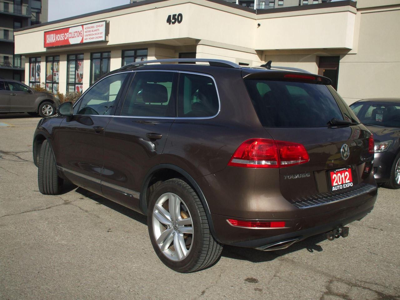 2012 Volkswagen Touareg TDI,Highline,AWD,Certified,Leather,GPS,Sunroof,Fog - Photo #3