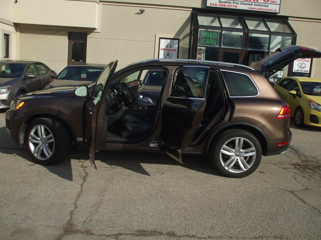 2012 Volkswagen Touareg TDI,Highline,AWD,Certified,Leather,GPS,Sunroof,Fog - Photo #21